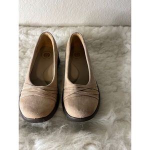 Bzees Beige Goody Slip On Ballet Flats Shoes Women Size 8M